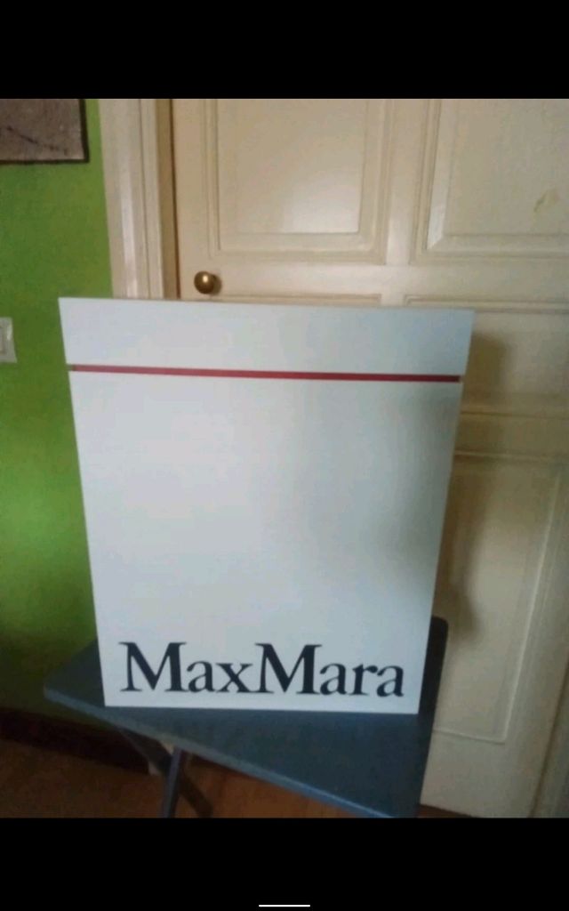 Scatola MaxMara Bianca