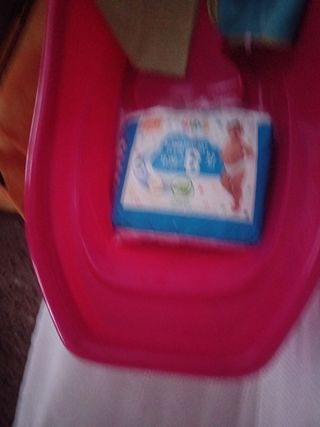 Pañales y i dos tovallas i bañera todo 6.50€
