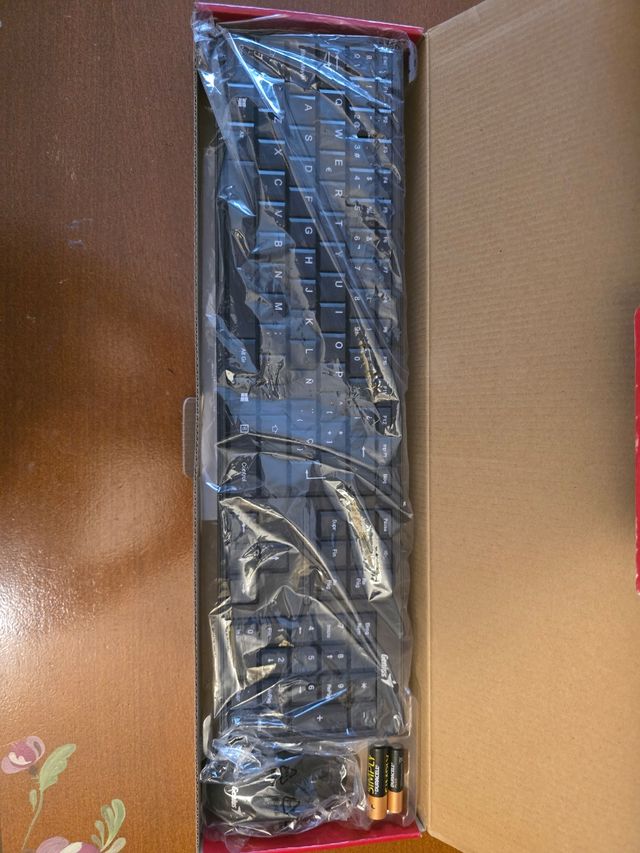 Combo Teclado y ratón Genius SlimStar 8000ME