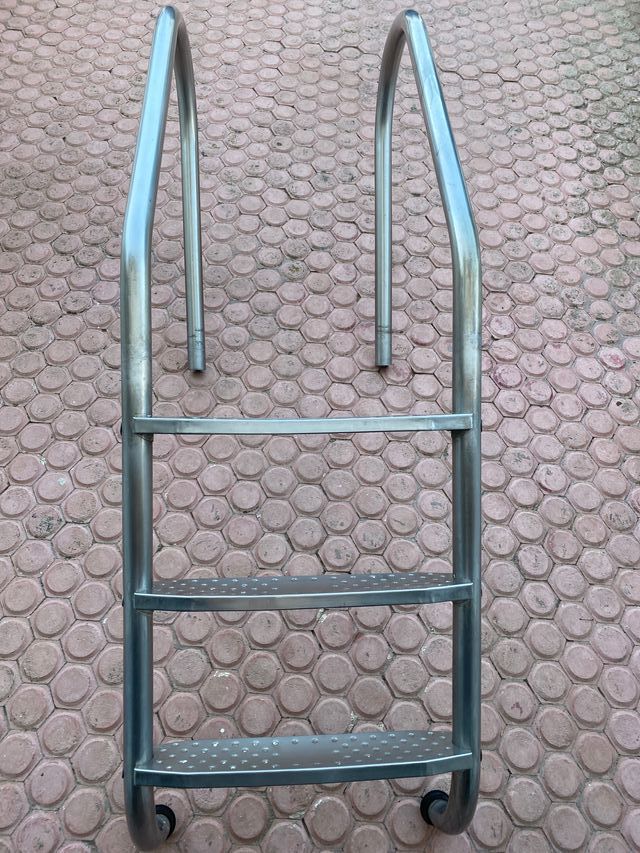 Escalera Piscina Metalica - Acero Inoxidable