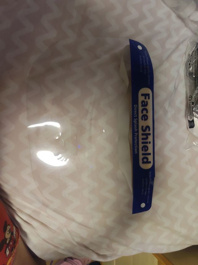 Protector facial nuevo