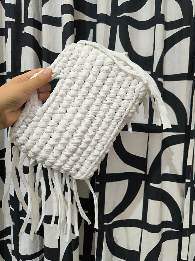 Borsa a uncinetto bianca