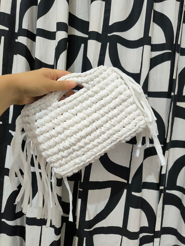 Borsa a uncinetto bianca