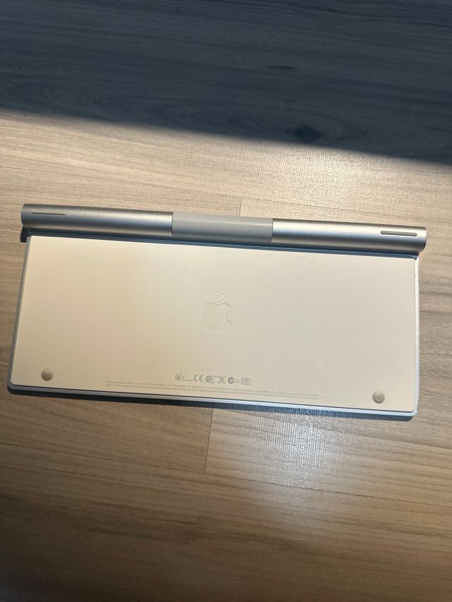 Teclado Apple inalámbrico