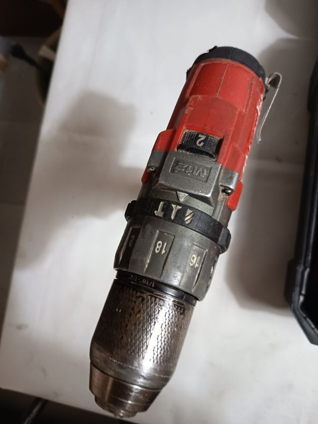 Taladro Milwaukee M12CPD 204C - 4.0