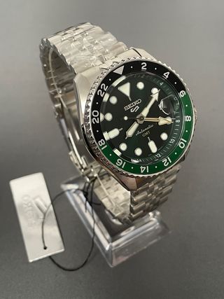 Reloj Seiko 5 Sport GMT Verde “Hulk” SSK035K1