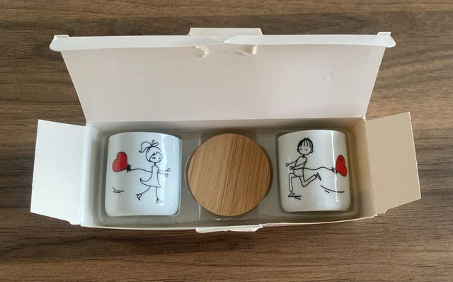 Juego tazas de té pareja con posavasos