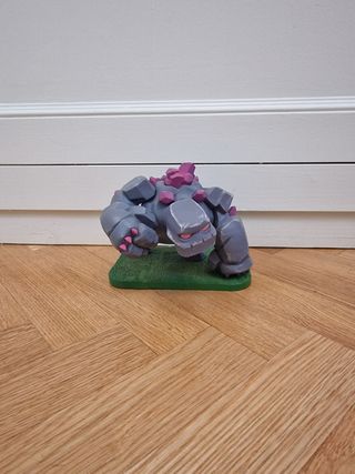 Figura Golem Clash Royale