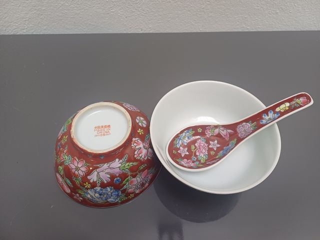 2 Cuencos porcelana China verdadera.