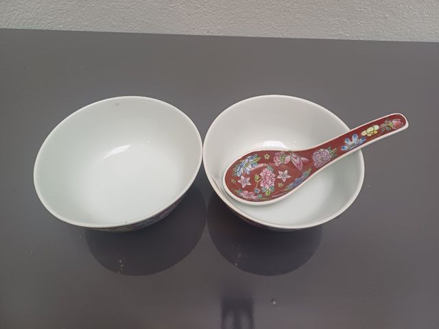 2 Cuencos porcelana China verdadera.