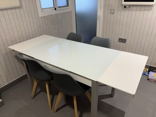 Mesa cocina cristal 5 sillas grises