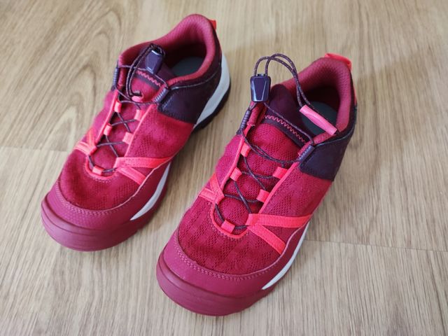Zapatillas montaña rojas
