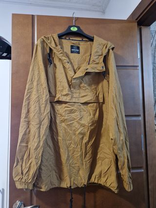 Cortavientos marrón talla L