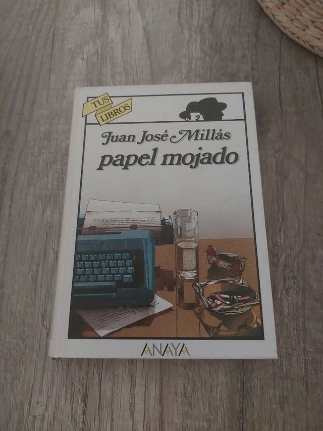 Papel mojado (Tus libros policiacos / Your Dete...