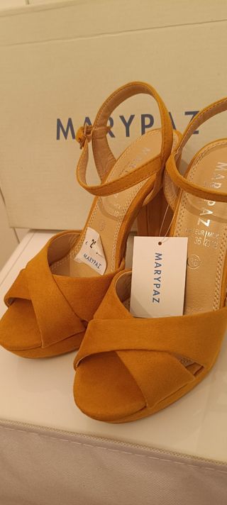 MARYPAZ - Zapatos tacón mostaza 36