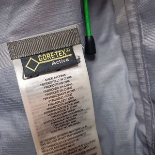 Chubasquero Berghaus Mujer