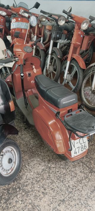 Motovespa PK75 Elestart roja