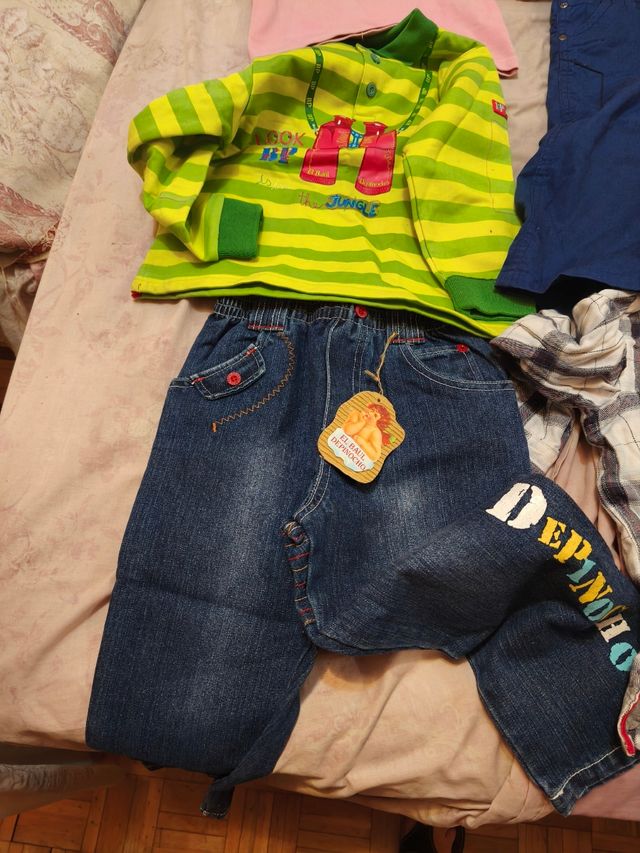 Roupa criança 2-4 anos