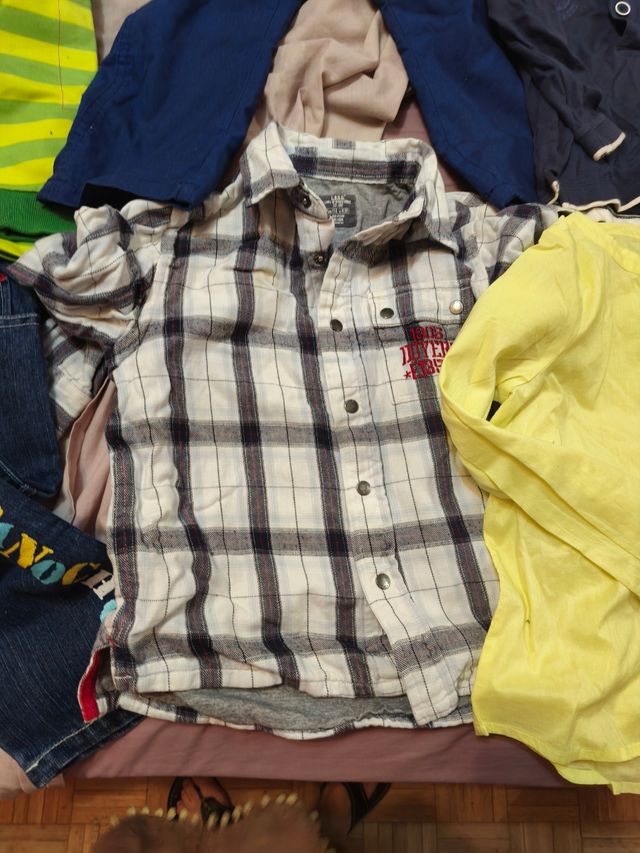 Roupa criança 2-4 anos