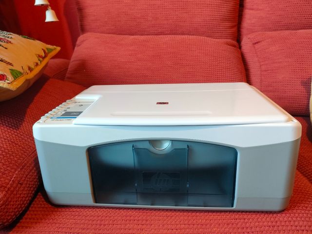 HP Deskjet F380 - Stampante multifunzione