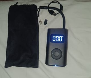 Mini compresor aire portátil Xiaomi 