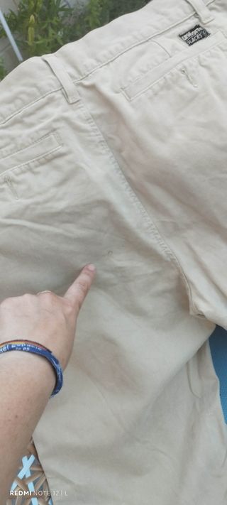 Pantalones chinos beige hombre