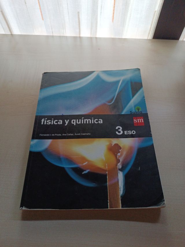 Física y química. 3 ESO. Savia (Spanish Edition)