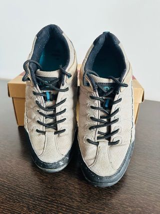 Zapatillas UDOK hombre - grises y negras