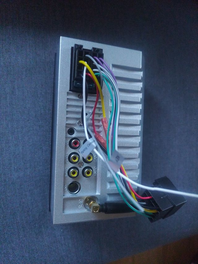 Radio para auto táctil