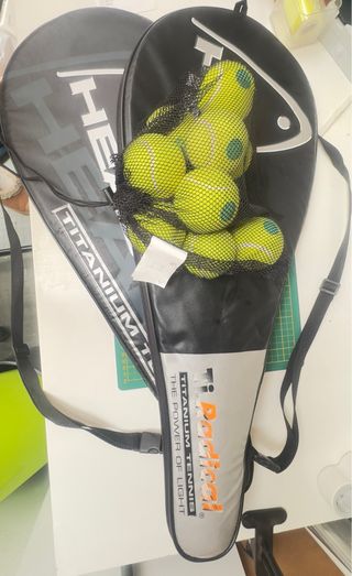 Raquete Tenis Titanium - 2 un ou 35€ cada.