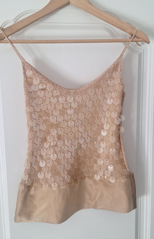 Top Mango beige de encaje