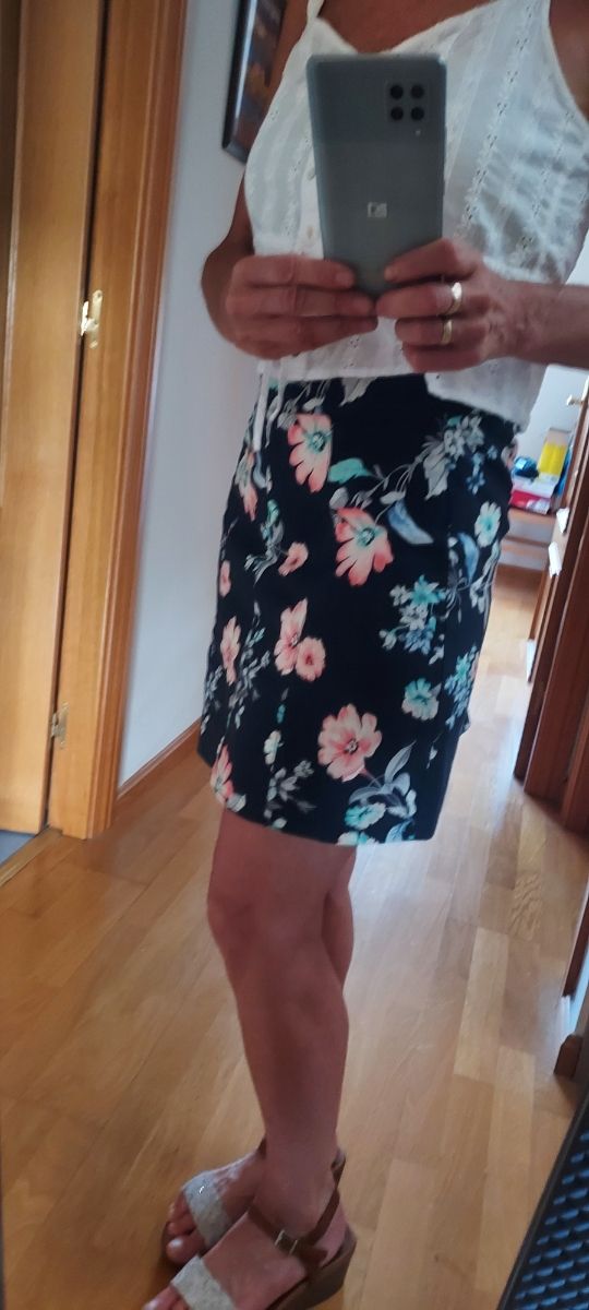 Mini falda floral - Talla S