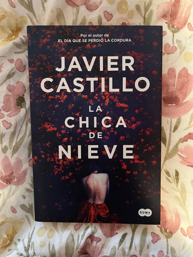 La chica de nieve / The Snow Girl (Spanish Edit...