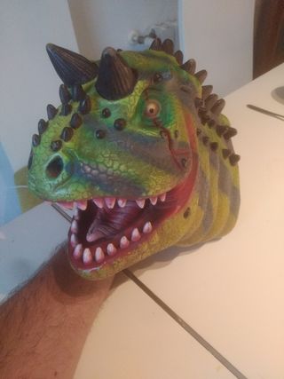 Marioneta dinosaurio
