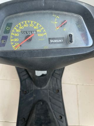 scooter suzuki
