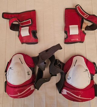 Rodilleras y muñequeras de patinaje