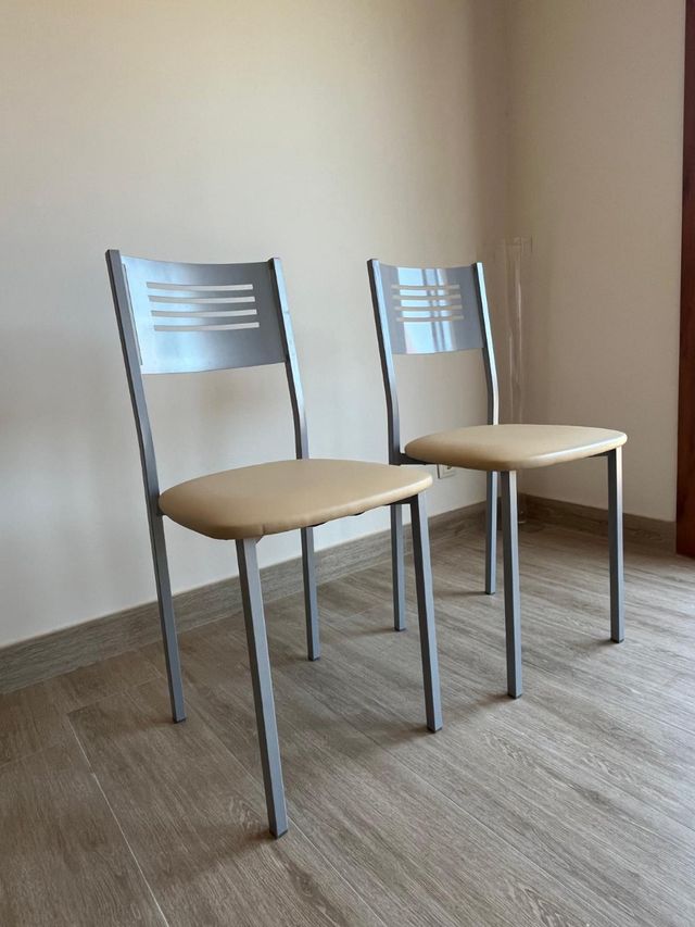 2 Sillas de cocina - Gris y Beige