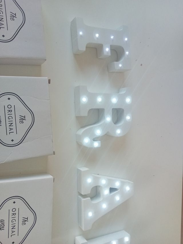 Luces LED nombre FRAN
con pilas incluidas