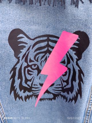 Cazadora Vaquera con flecos y tigre