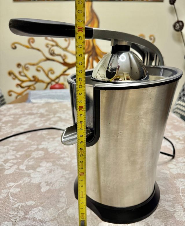 Exprimidor c/brazo - acero inoxidable