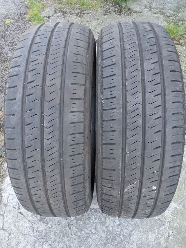 se vende neumáticos de segunda mano en Santander n