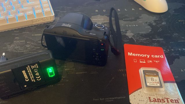 Canon PowerShot SX400 IS - Camera