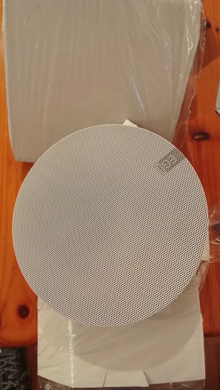 Altavoces hilo musical blancos