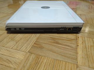 Portátil Dell Inspiron 1520 averiado