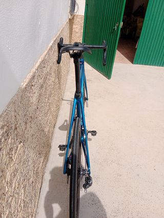 Bicicleta Carretera Felt FR Di2 Carbono