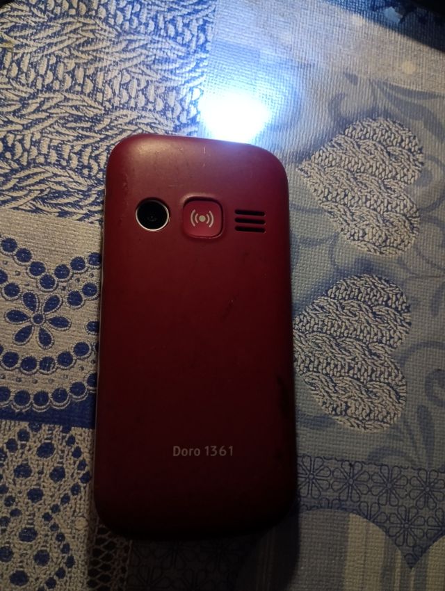 Doro 1361 - Telefono rosso