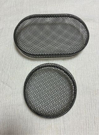 2 Cajas metalicas redondas negras