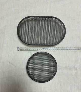 2 Cajas metalicas redondas negras