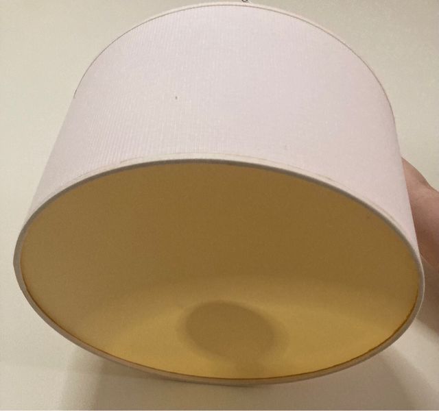 Lámpara dormitorio rosa