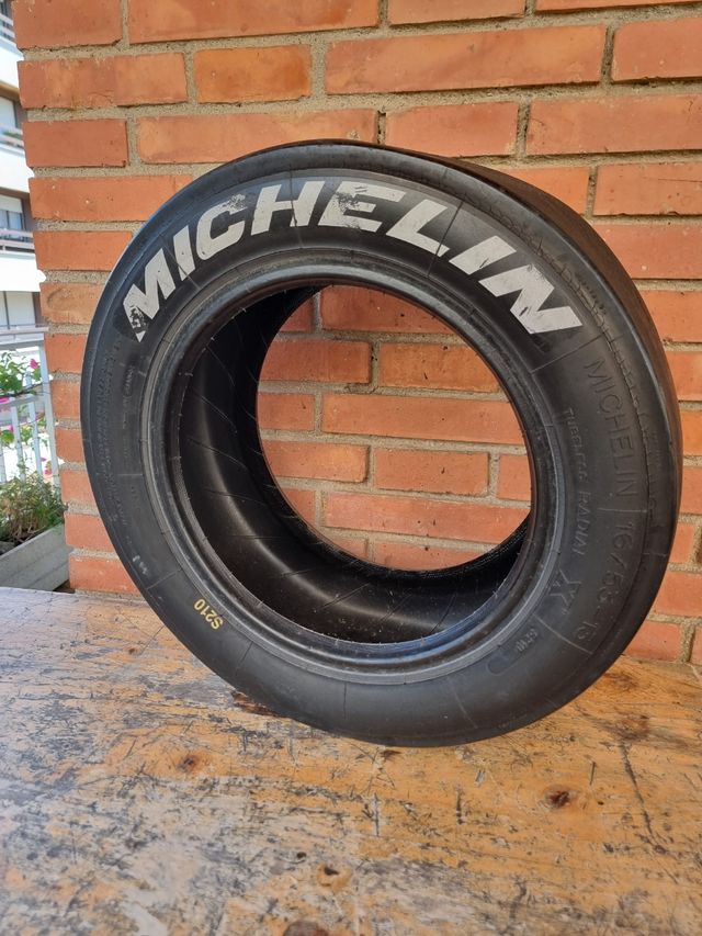 Neumático Michelin F2 usado
